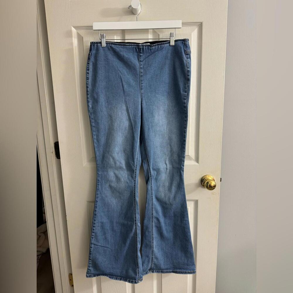 1147 Vintage 1946 Women's Flare Jeans - Light Blue 10 (32x32) Stretch